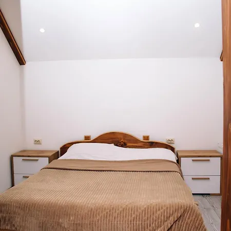 ехо тростяну Gæstehus *